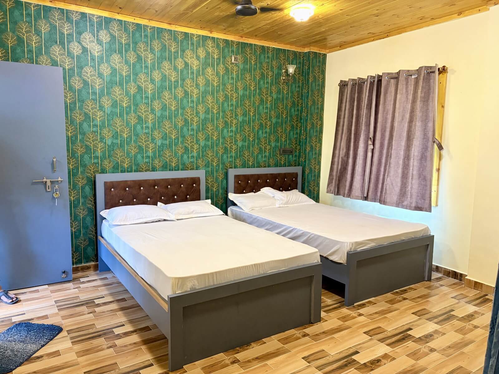 Interior view 11